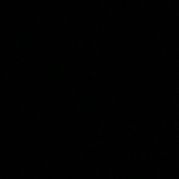 Meet your Posher, Hannah - Picture 1 of 1